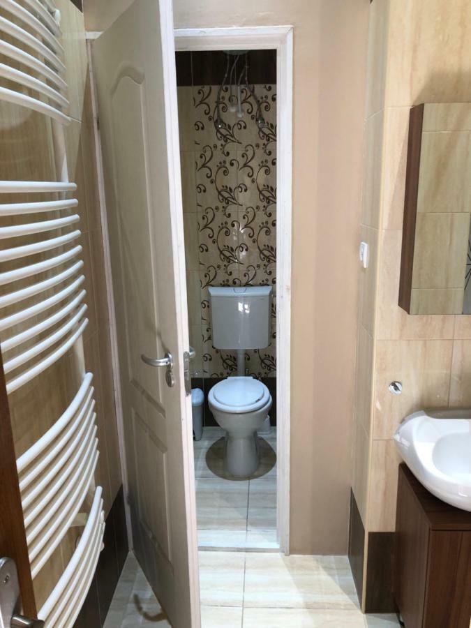 ブダペストA9 Houseleek Astoriaアパートメント エクステリア 写真